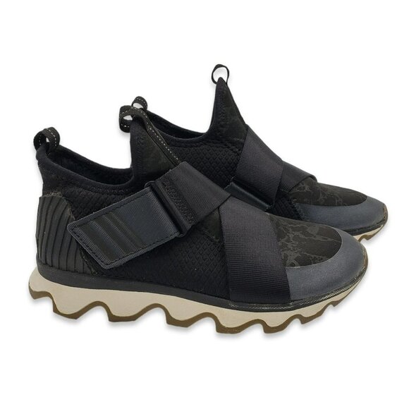 Sorel Kinetic Sneak Sneakers Womens 6‎ Black Slip On NL3374-010 - Picture 1 of 11